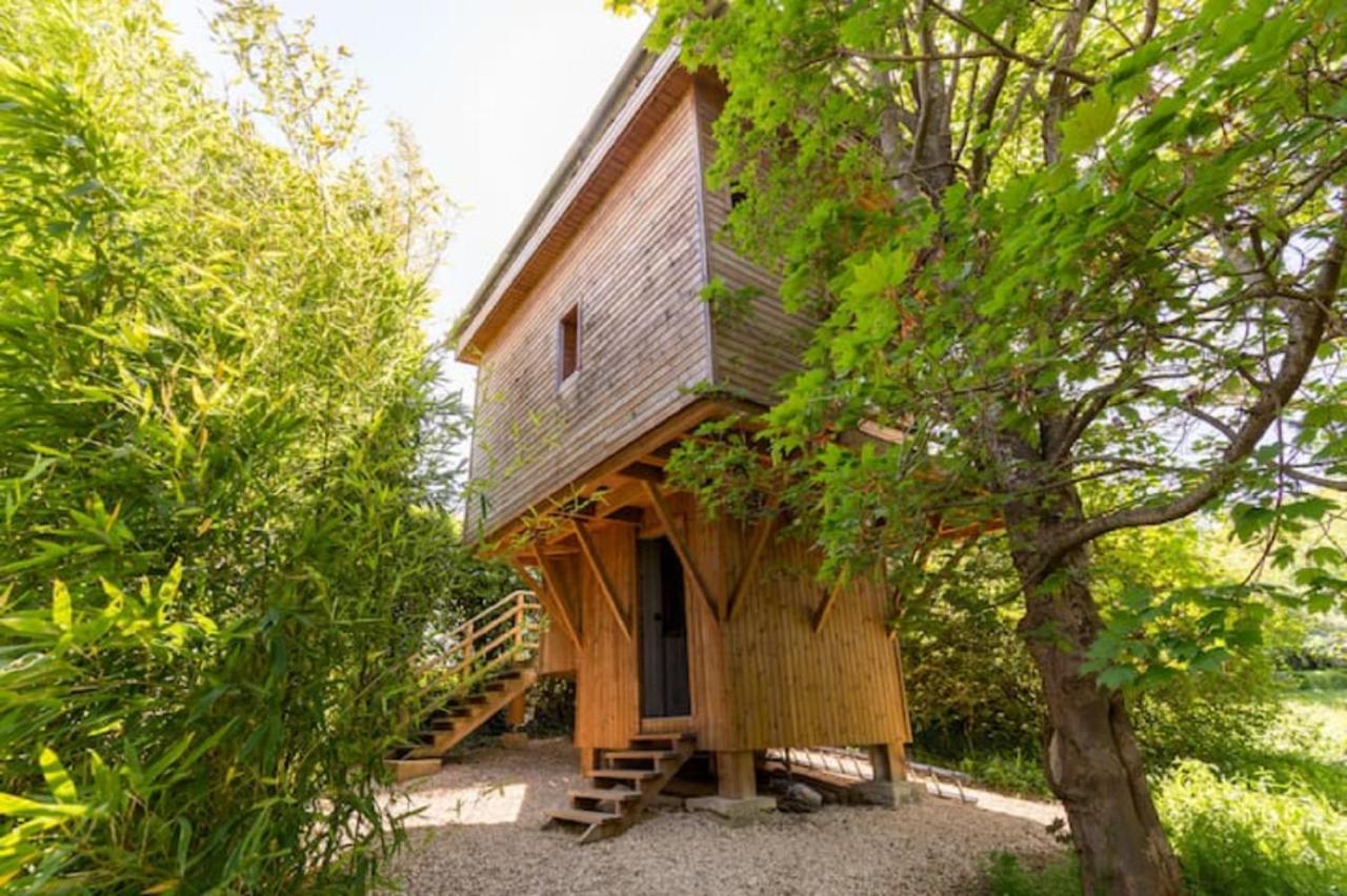 Cabane perchee Vert  Buitenkant foto